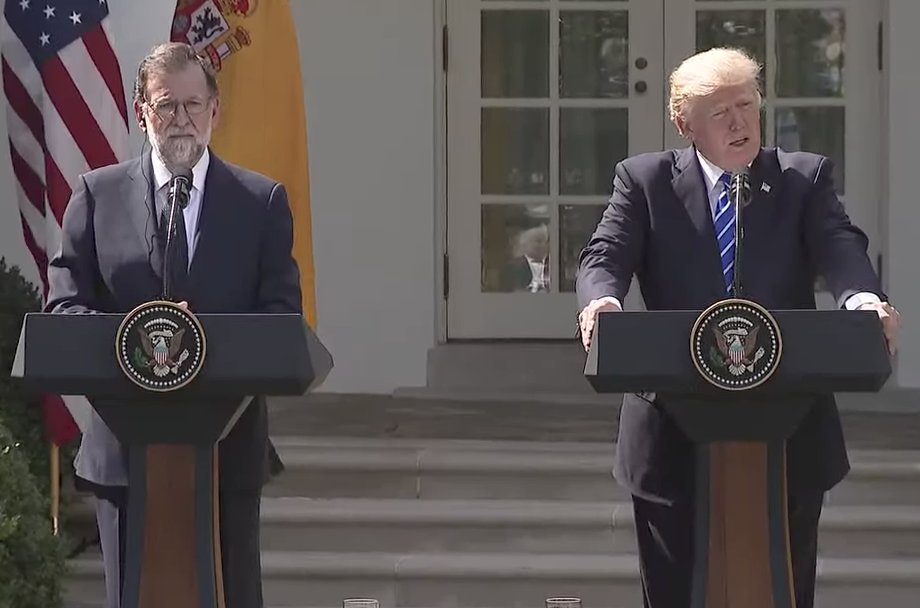 \Nous devrons être forcément\ en traitant avec la RPDC, dit @marianorajoy.