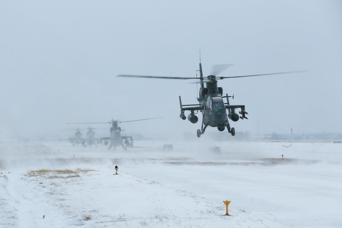 In Liaoning Province bordering North Korea, the People's Liberation Army Air Force is conducting multi-type helicopters coordinated training