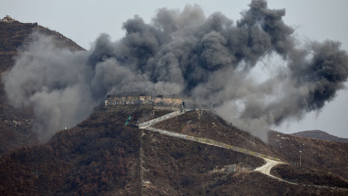 South Korea dismantles guard posts along border with North Korea   